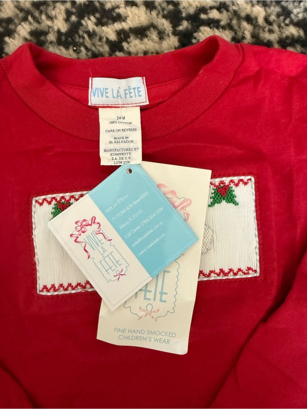Kids Red Long-Sleeve Santa Hand Smocked Shirt - Picture 3 of 3